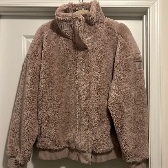 ALO Yoga Jackets Coats Alo Yoga Sherpa Varsity Jacket Poshmark